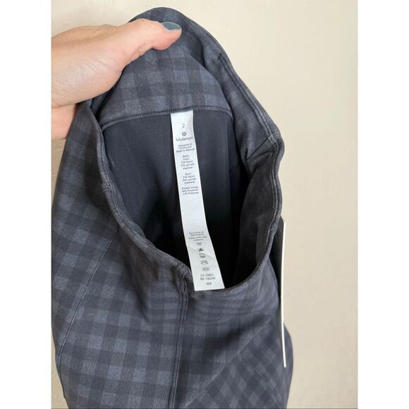 Lululemon Here to There High Rise 7/8 Pant - Picture 6 of 6